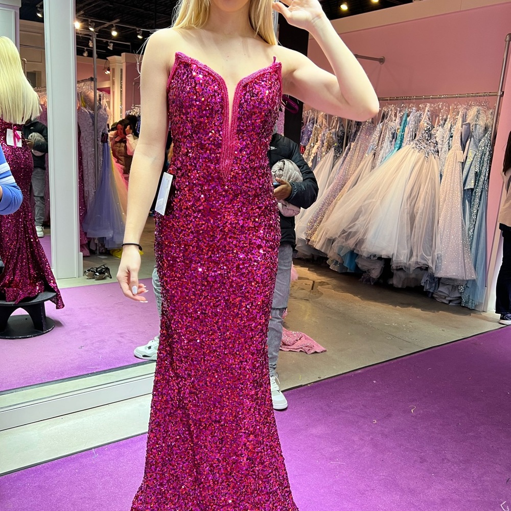 Mori Lee Strapless Sequin PROM gown in jubilee pink Sz 00. NWT